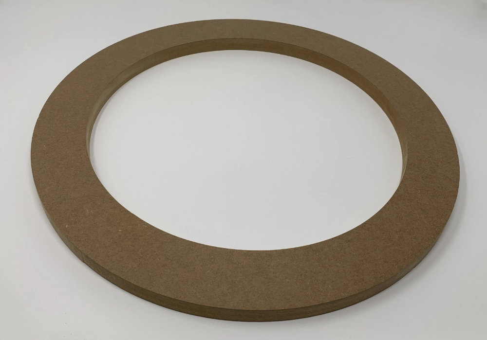 MDF-Ring auf einer Leinwand